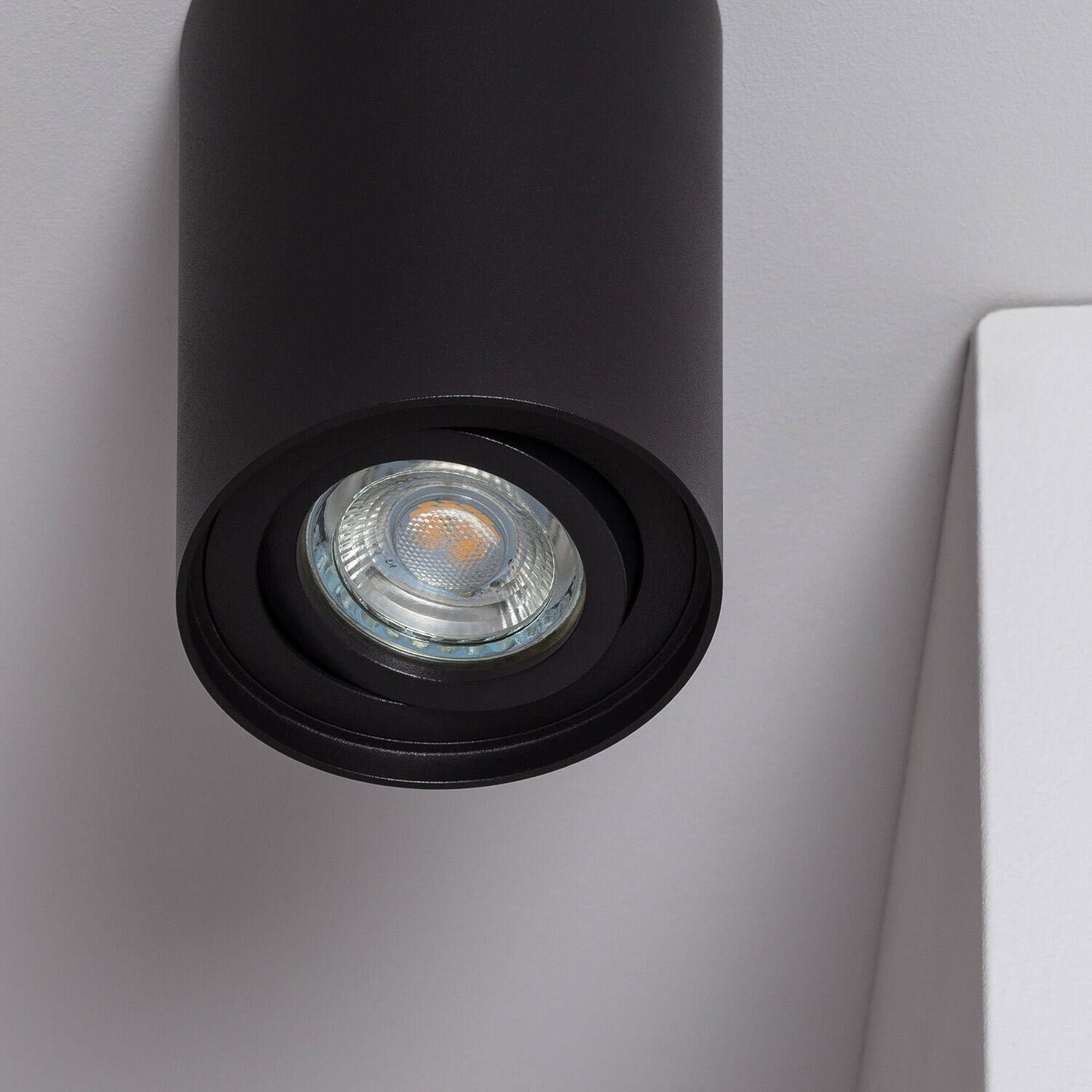 Plafonnier LED Noir Orientable 10W IP20 en Aluminium
