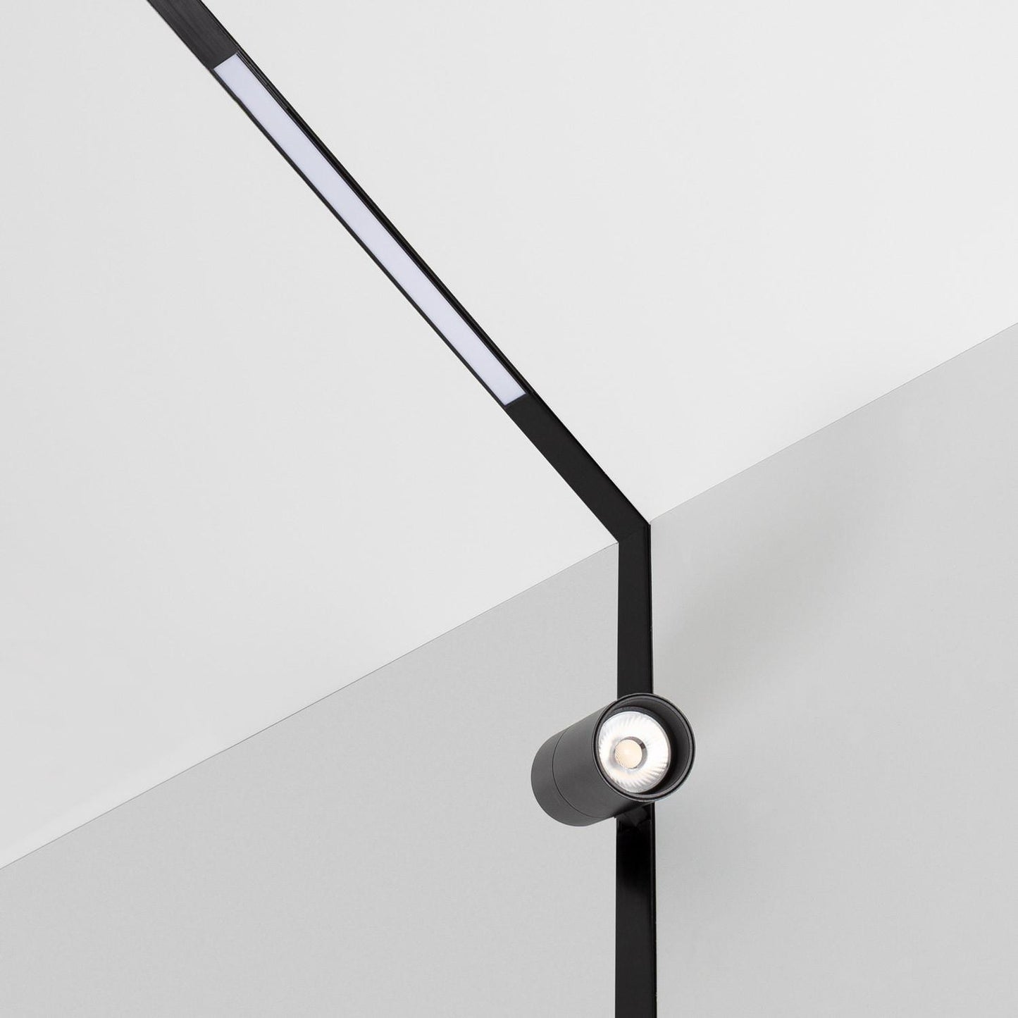Rail Magnétique Encastré 48V 1m Noir, Installation Intérieure