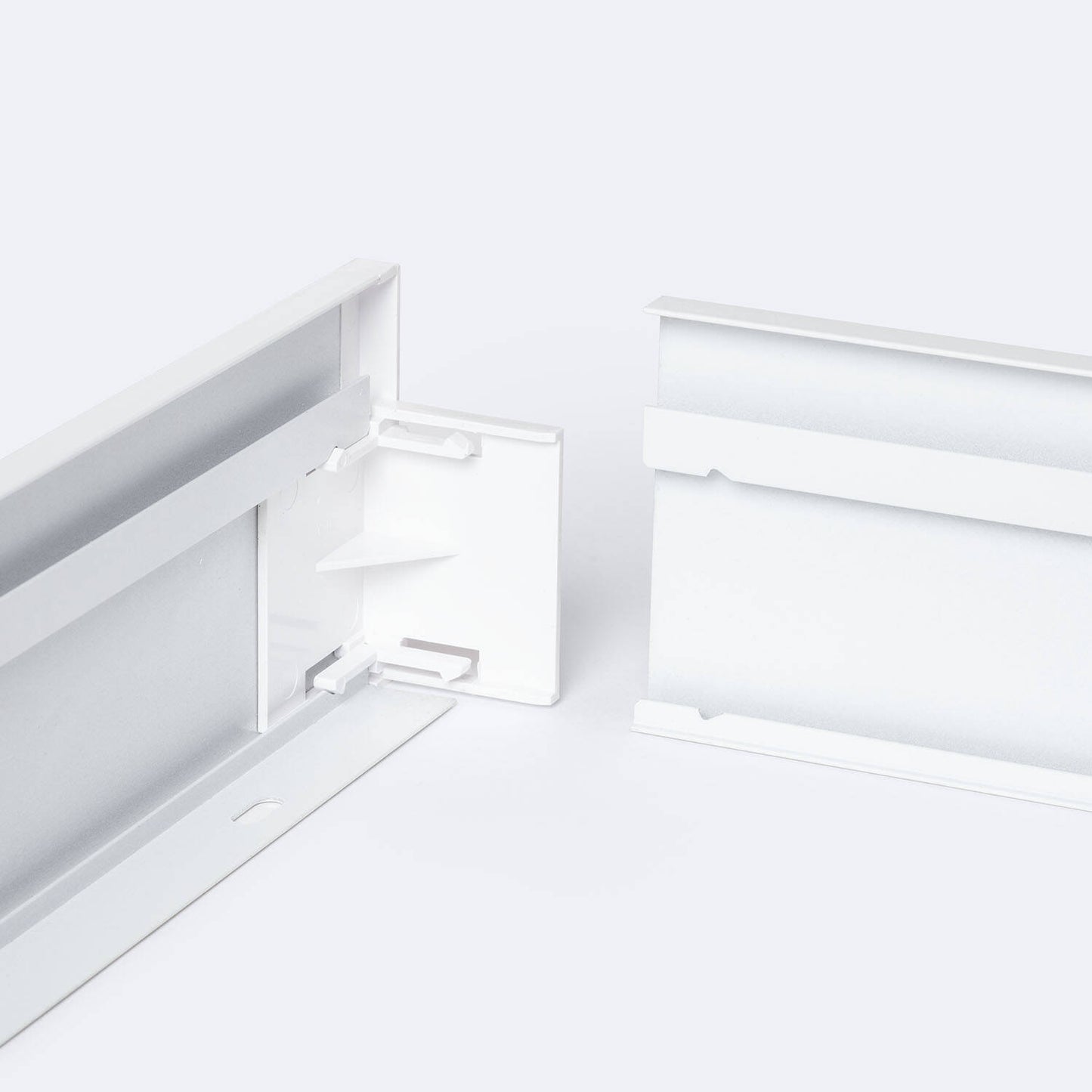 Kit de Montage en Saillie pour Panneaux 30x30, IP20, Aluminium, Intérieur