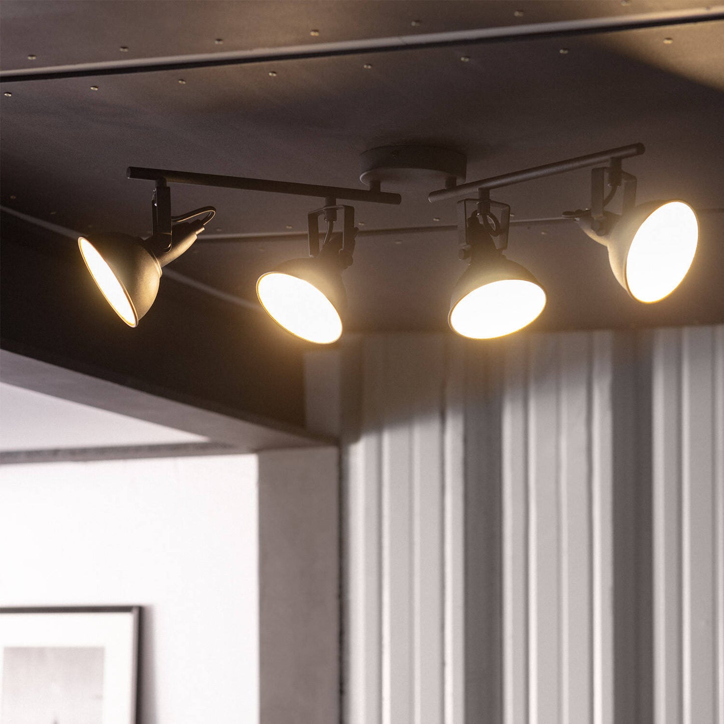 Plafonnier Orientable 4 Spots 20W IP20 Noir