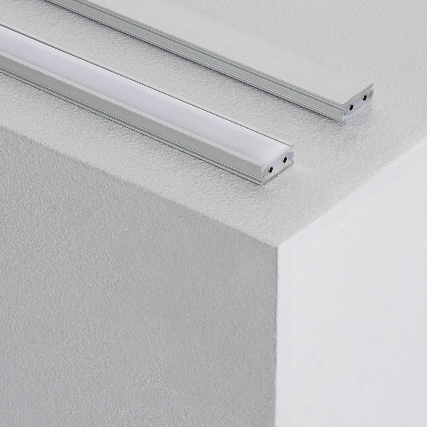 Ruban LED en Profilé Aluminium 1000mm 15W IP20 Installation en Saillie