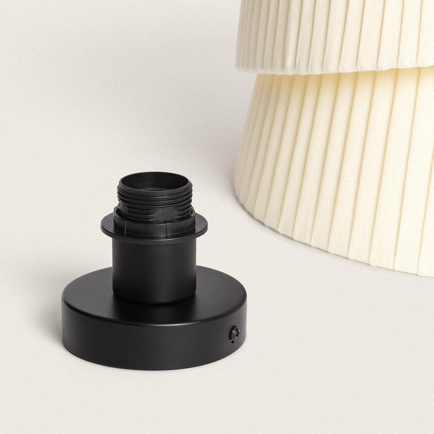 Plafonnier LED Lin Kiana 40W IP20 Installation en Saillie