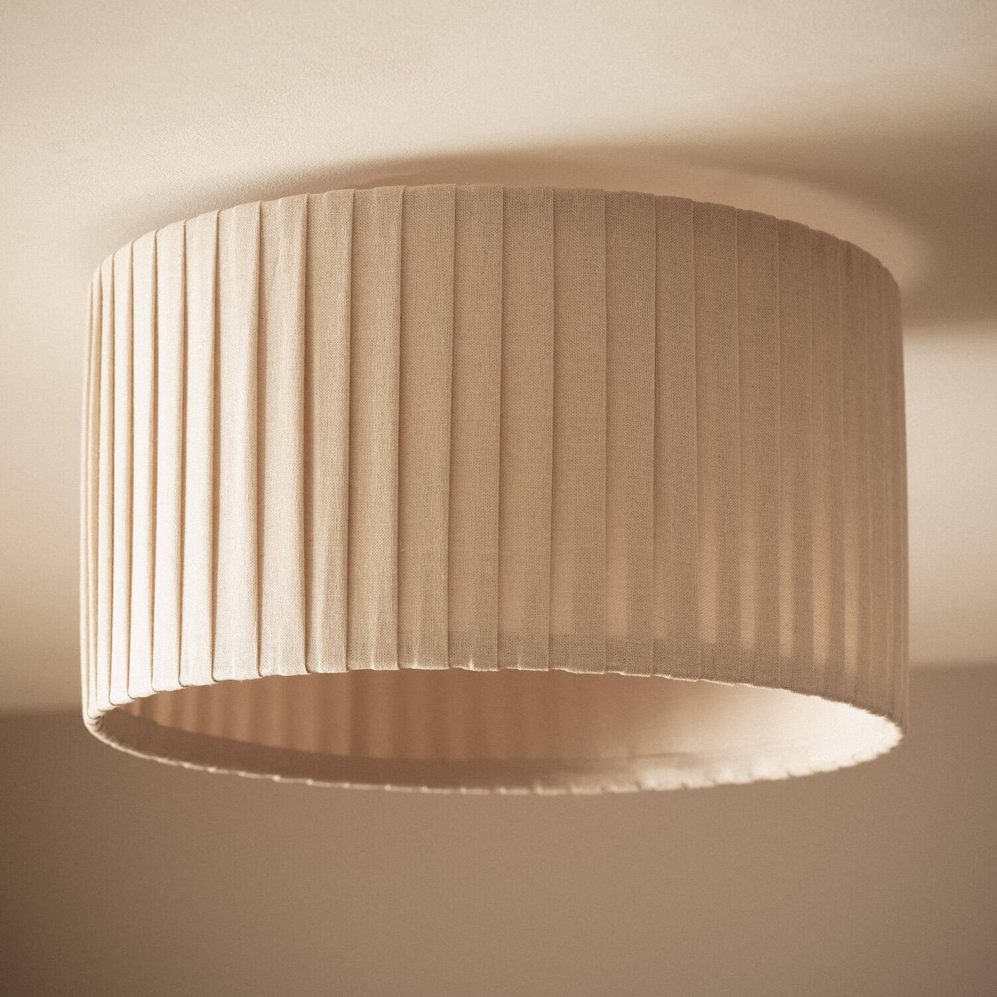 Plafonnier LED Tissu Petrina 40W IP20 Installation en Saillie