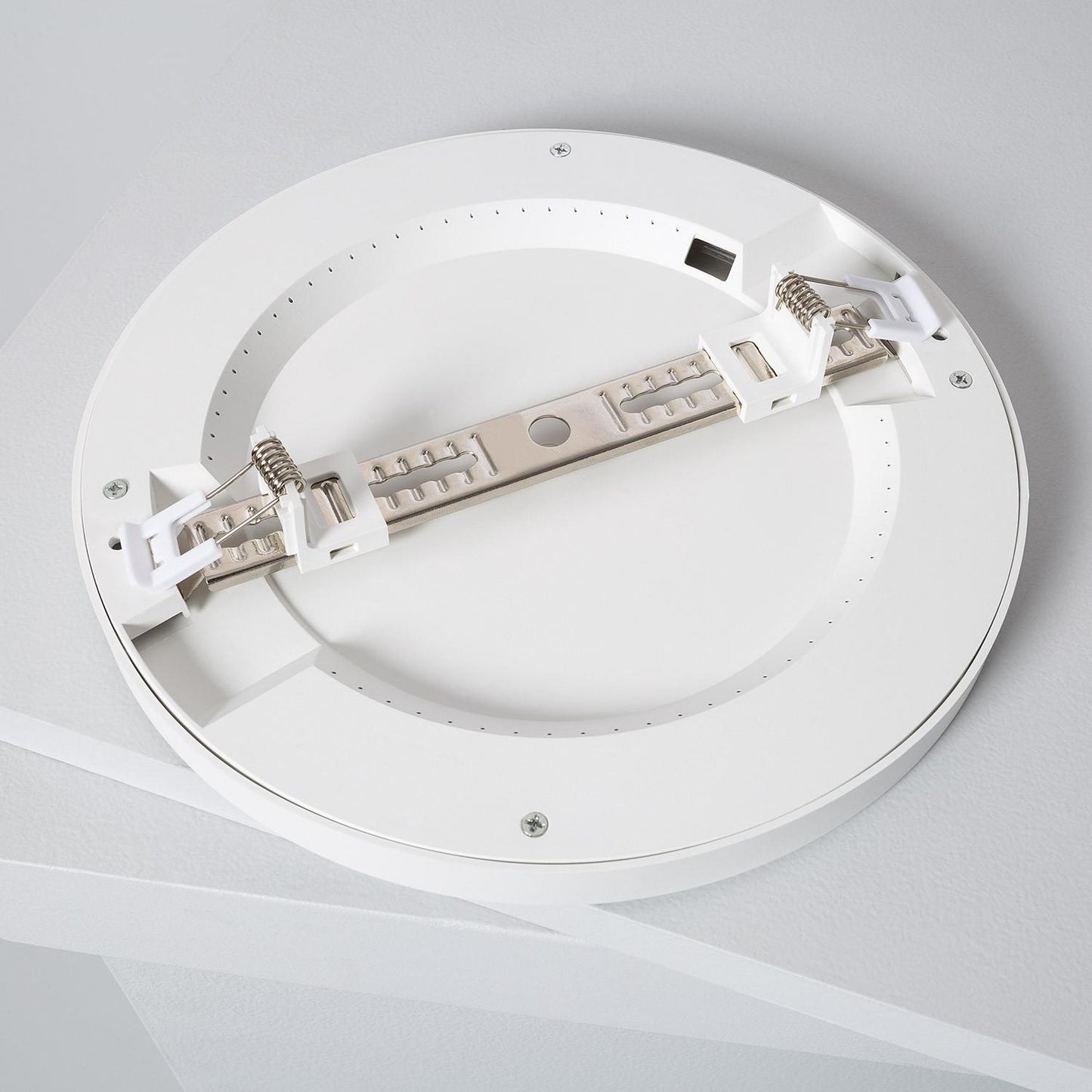 Dalle LED Ronde 18W Surface Slim avec Détecteur PIR, IP20, Ø75-205 mm