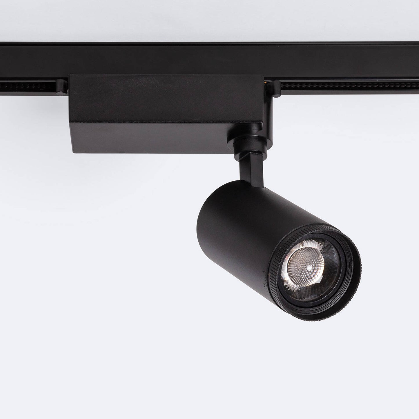 Spot LED sur Rail 20W, Monophasé, Angle Réglable 15-60º, IP20, Noir