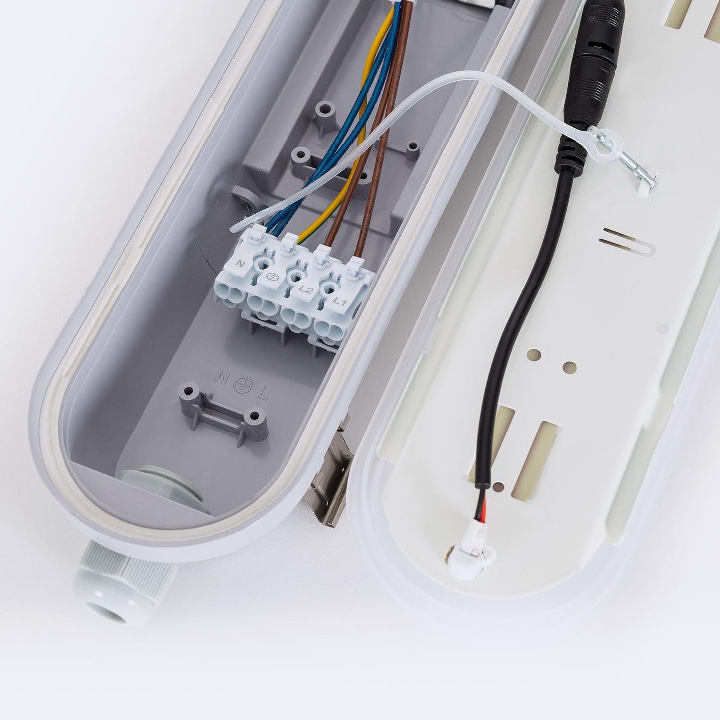 Réglette LED Étanche 120cm 36W IP65 avec Éclairage de Secours