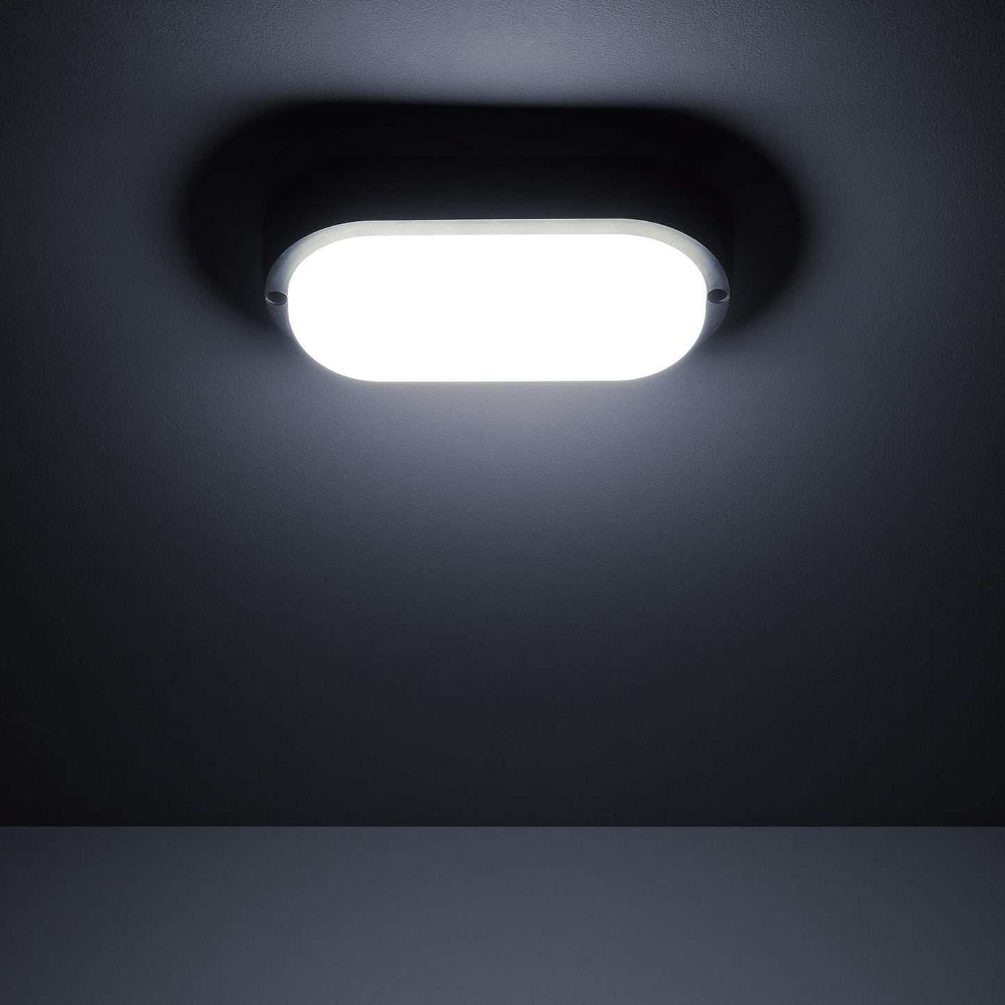 Plafonnier LED Ovale 15W IP65 Noir 85x173 mm
