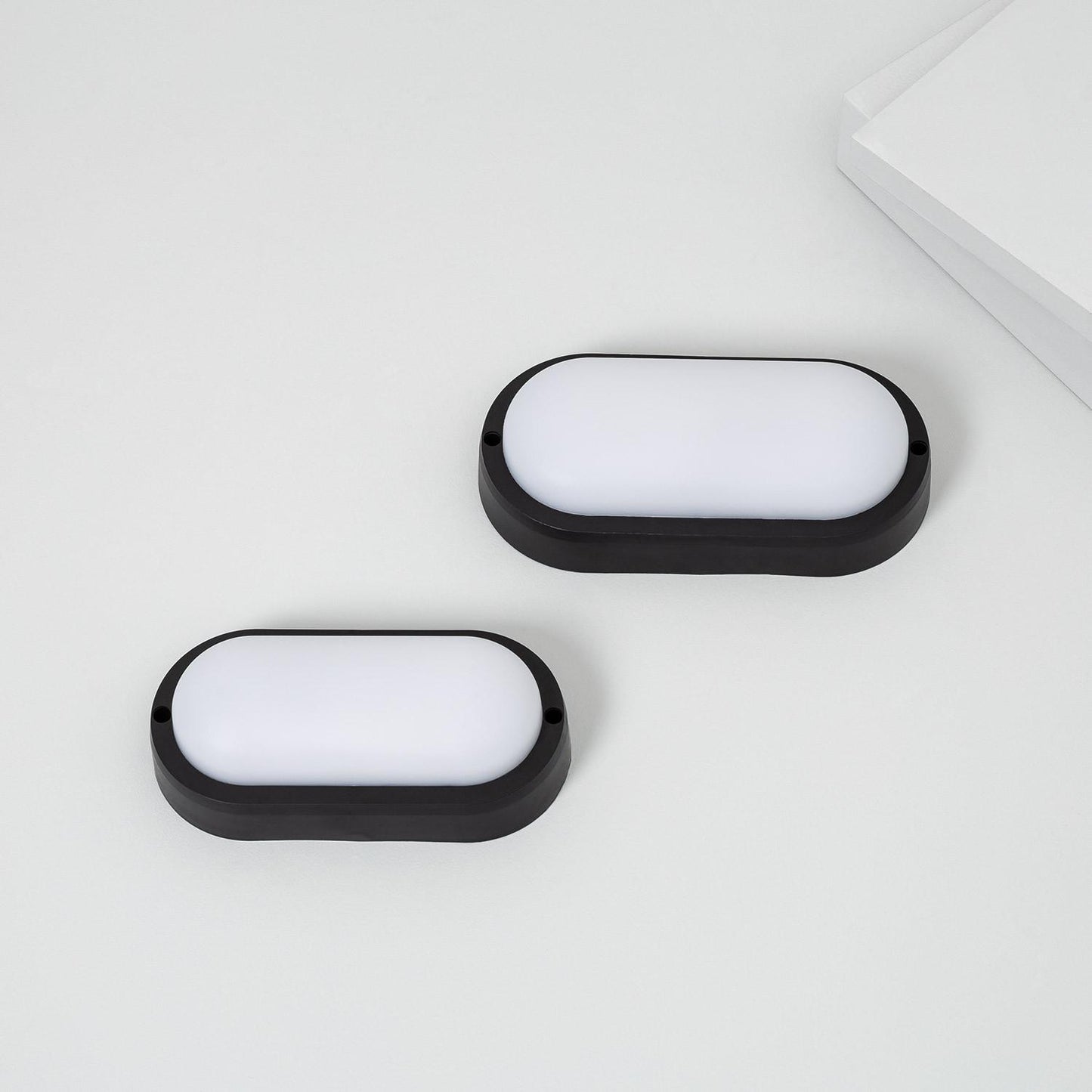 Plafonnier LED Ovale 15W IP65 Noir 85x173 mm