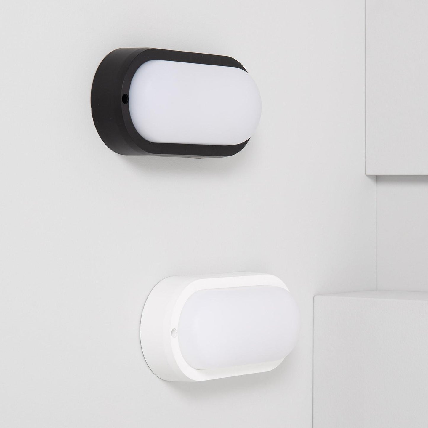 Plafonnier LED Ovale 15W IP65 Noir 85x173 mm