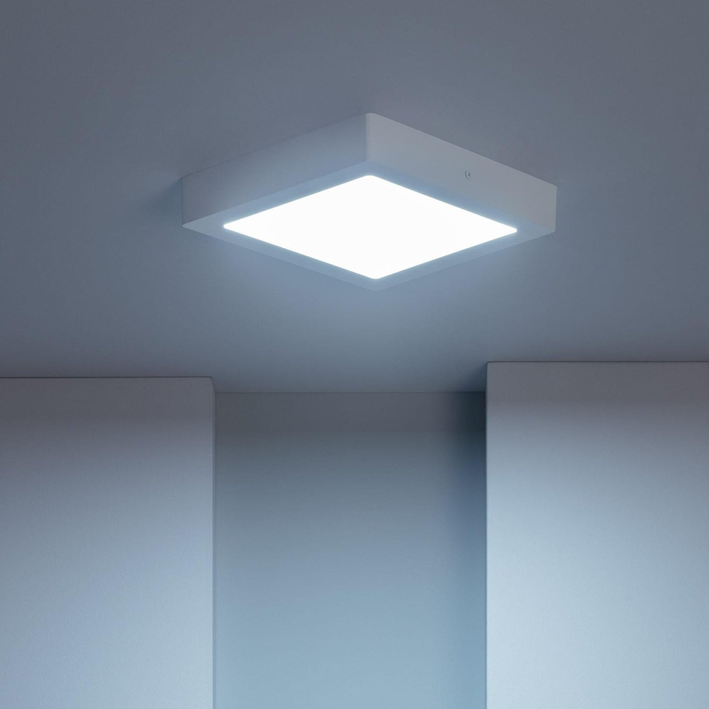 Plafonnier LED Carré 18W 225mm IP20 Non-Dimmable