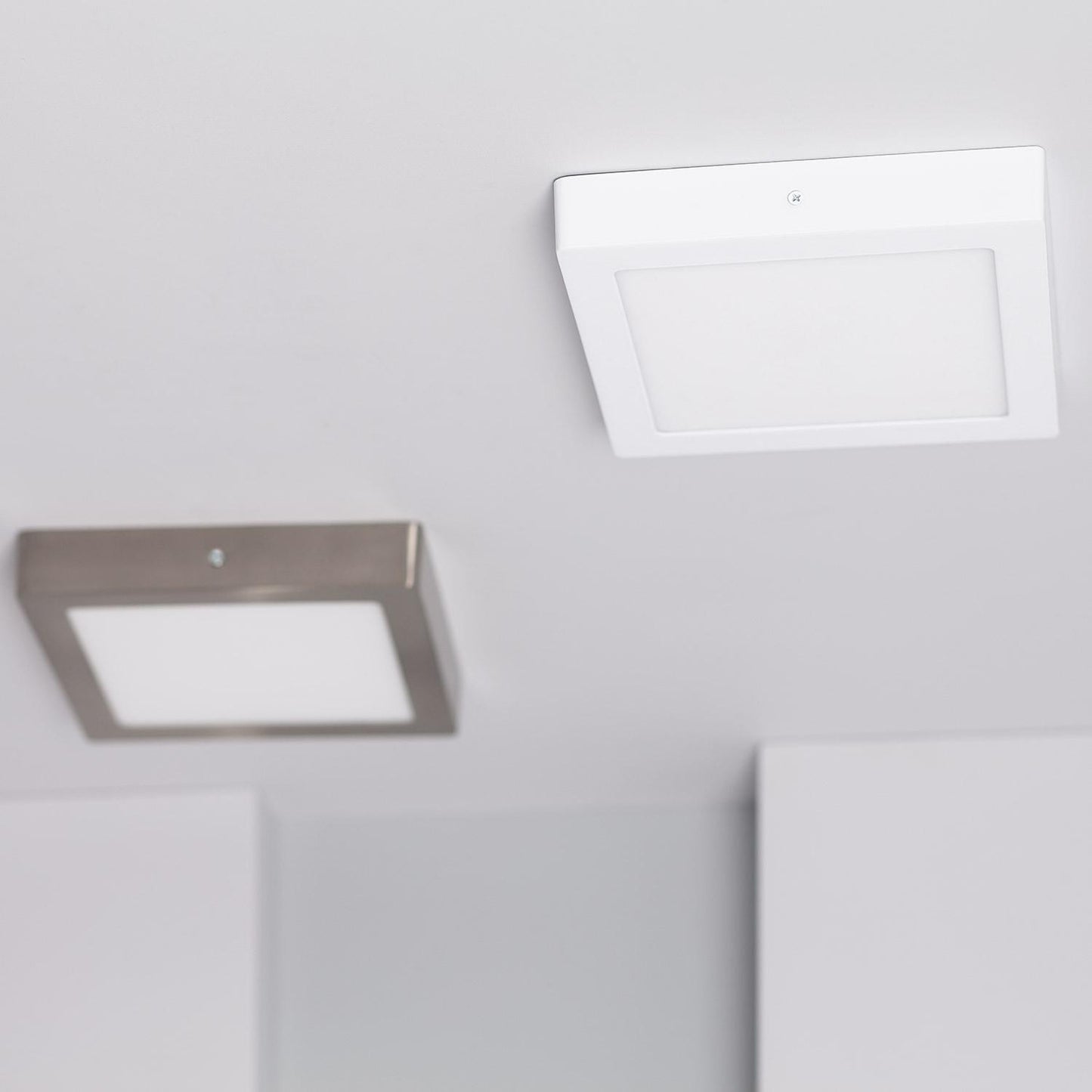 Plafonnier LED Carré 18W 225mm IP20 Non-Dimmable