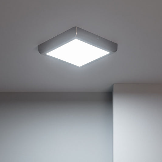 Plafonnier LED Carré 18W Métal 225mm IP20 Non Dimmable