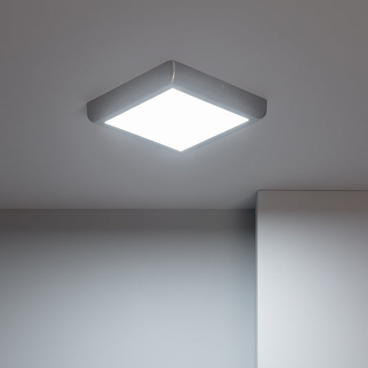 Plafonnier LED Carré 18W Métal 225mm IP20 Non Dimmable