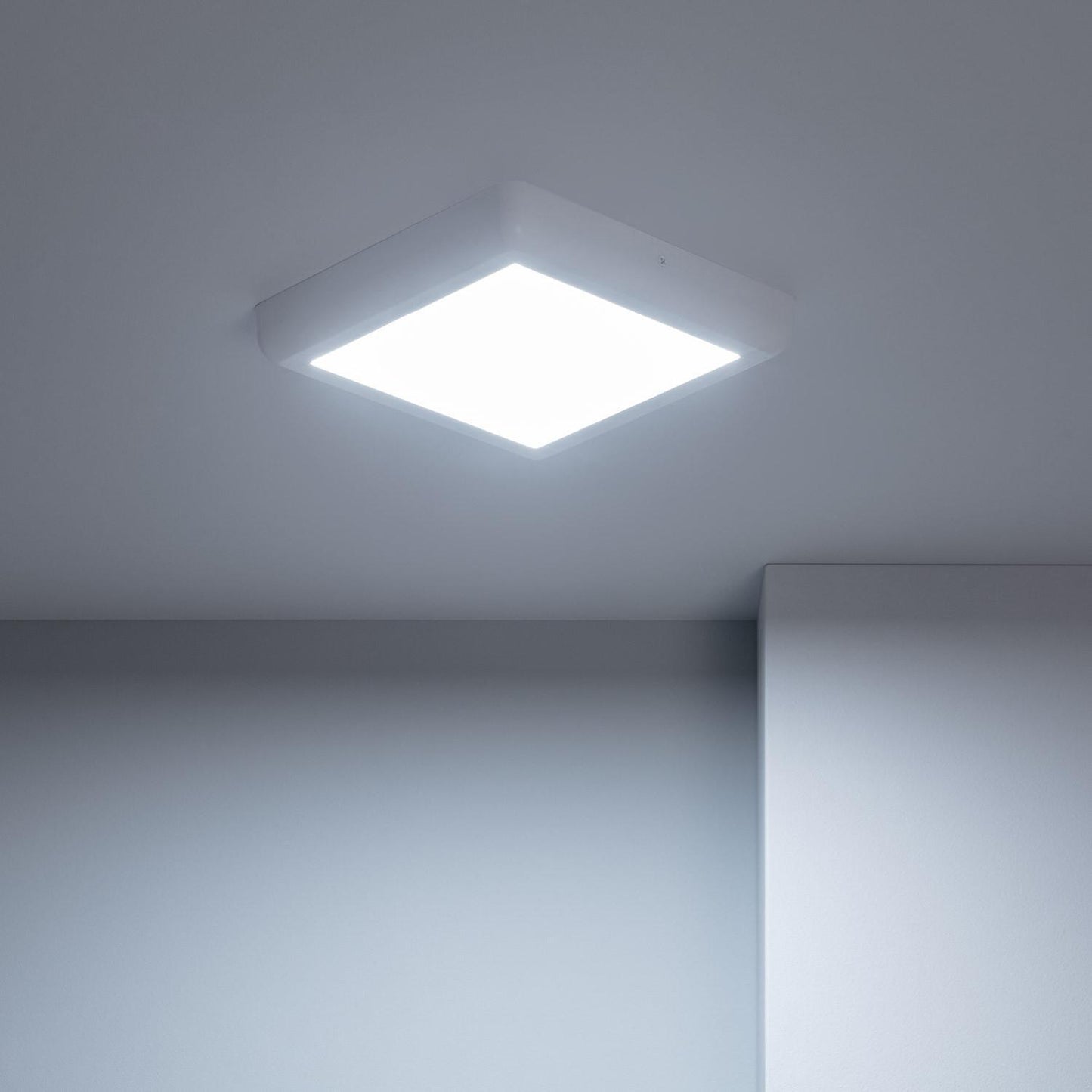 Plafonnier LED Carré 18W 225x225 mm IP20 Non-Dimmable