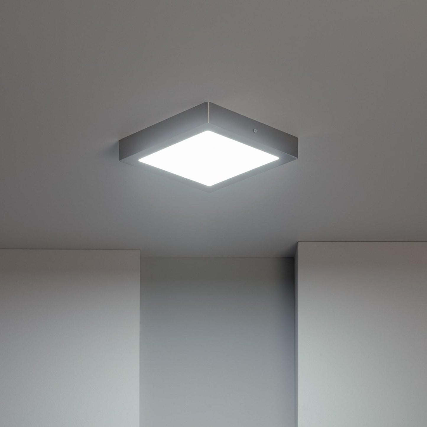 Plafonnier LED Carré 18W 225x225 mm IP20 Non-Dimmable