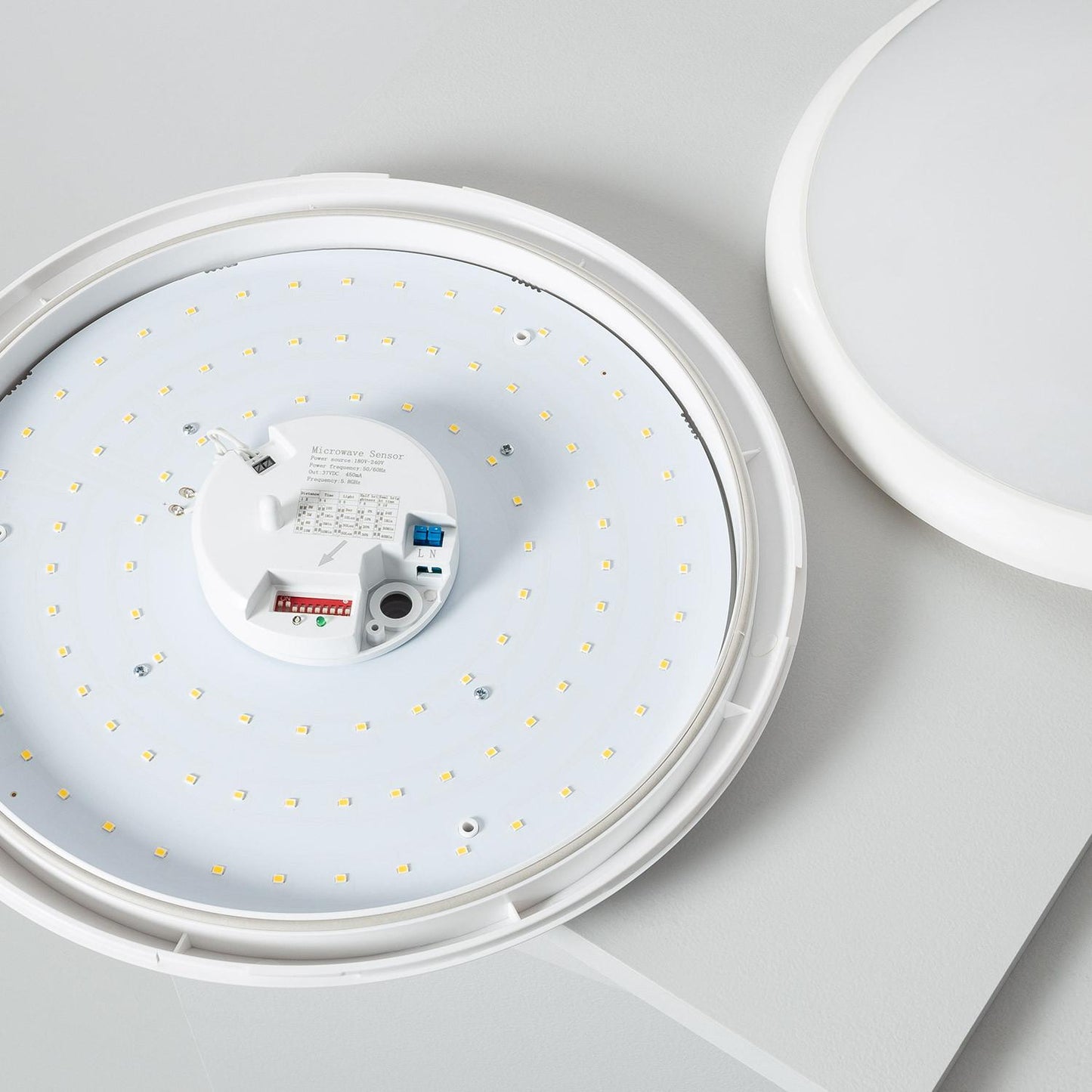 Plafonnier LED Rond 20W avec Détecteur de Mouvement Radar, Ø350 mm, IP44