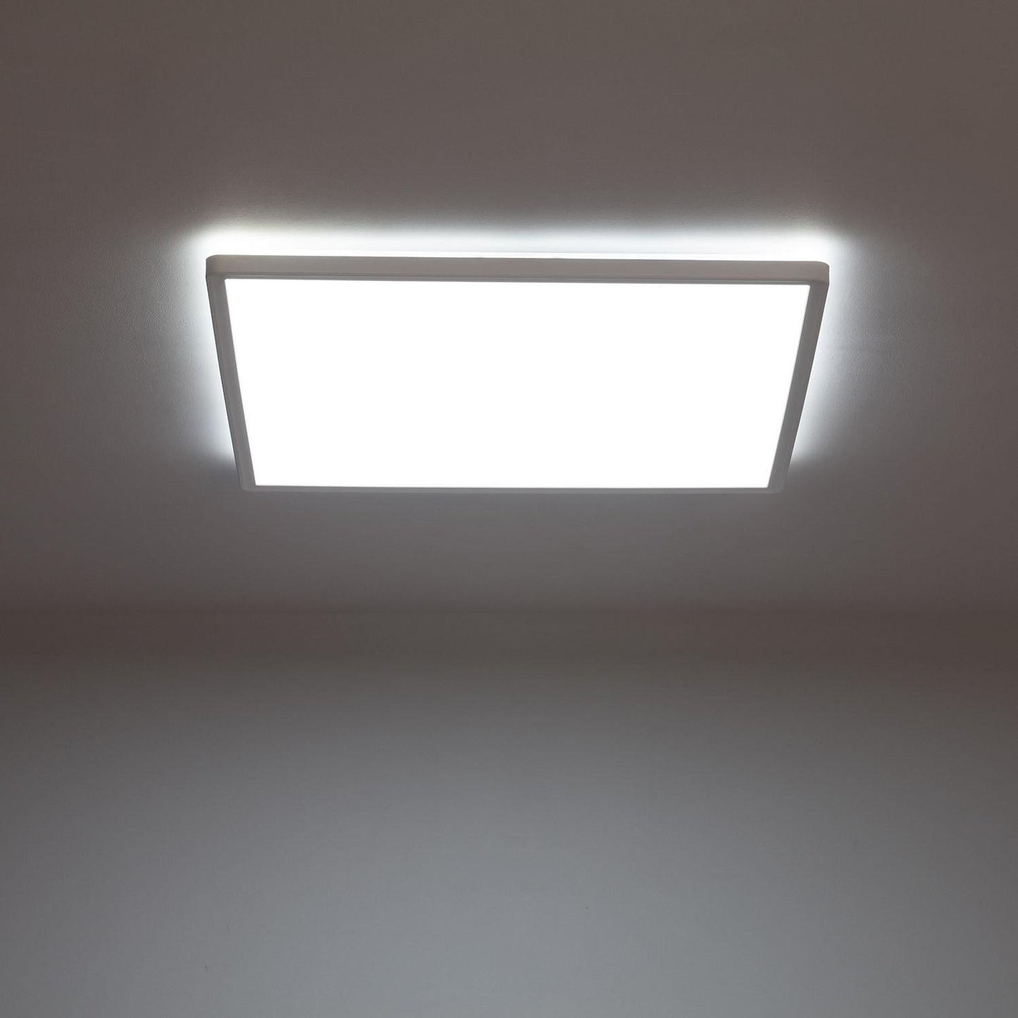 Plafonnier LED Carré 24W 420x420mm IP20 Non Dimmable