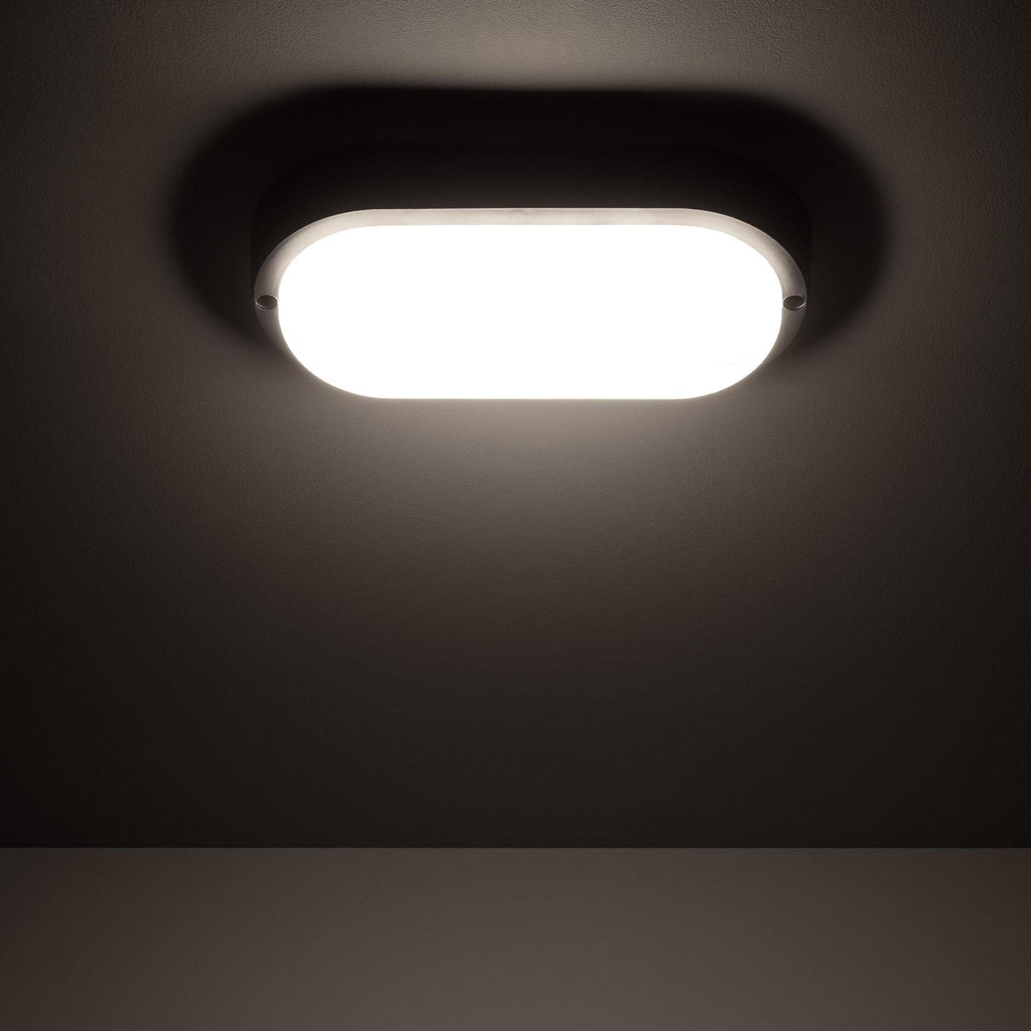 Plafonnier LED Ovale 25W IP65 Noir 98x198 mm
