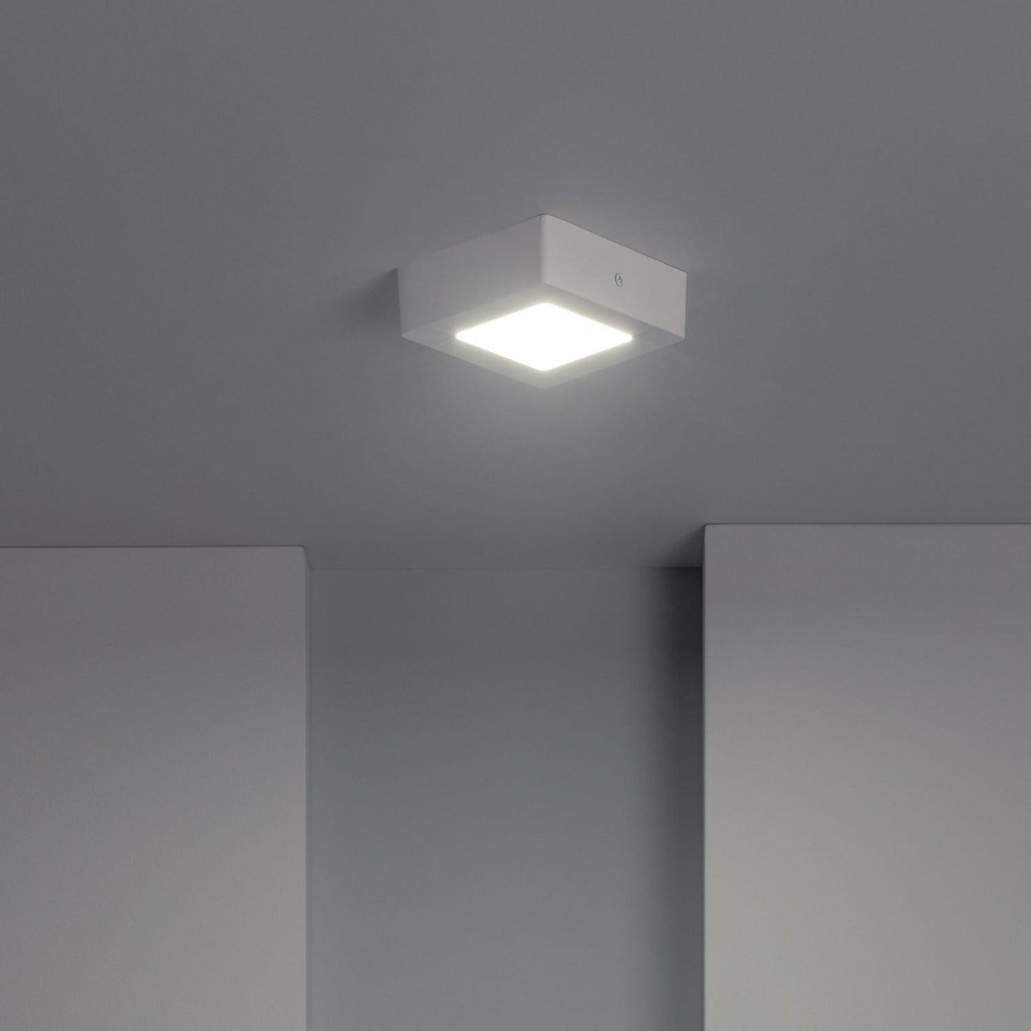 Plafonnier LED Carré 6W 120x120 mm IP20 Non Dimmable