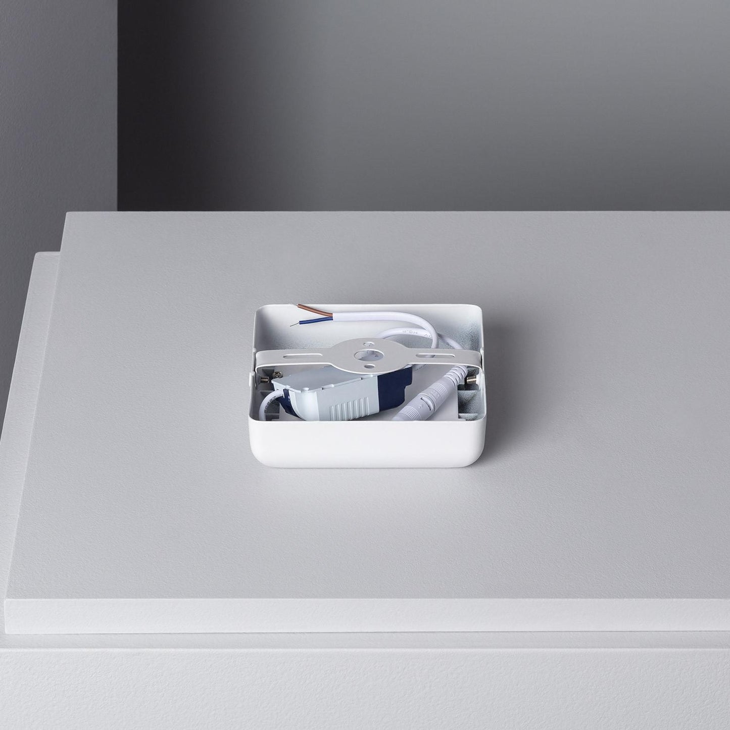 Plafonnier LED Carré 6W 122x122mm IP20 Non-Dimmable