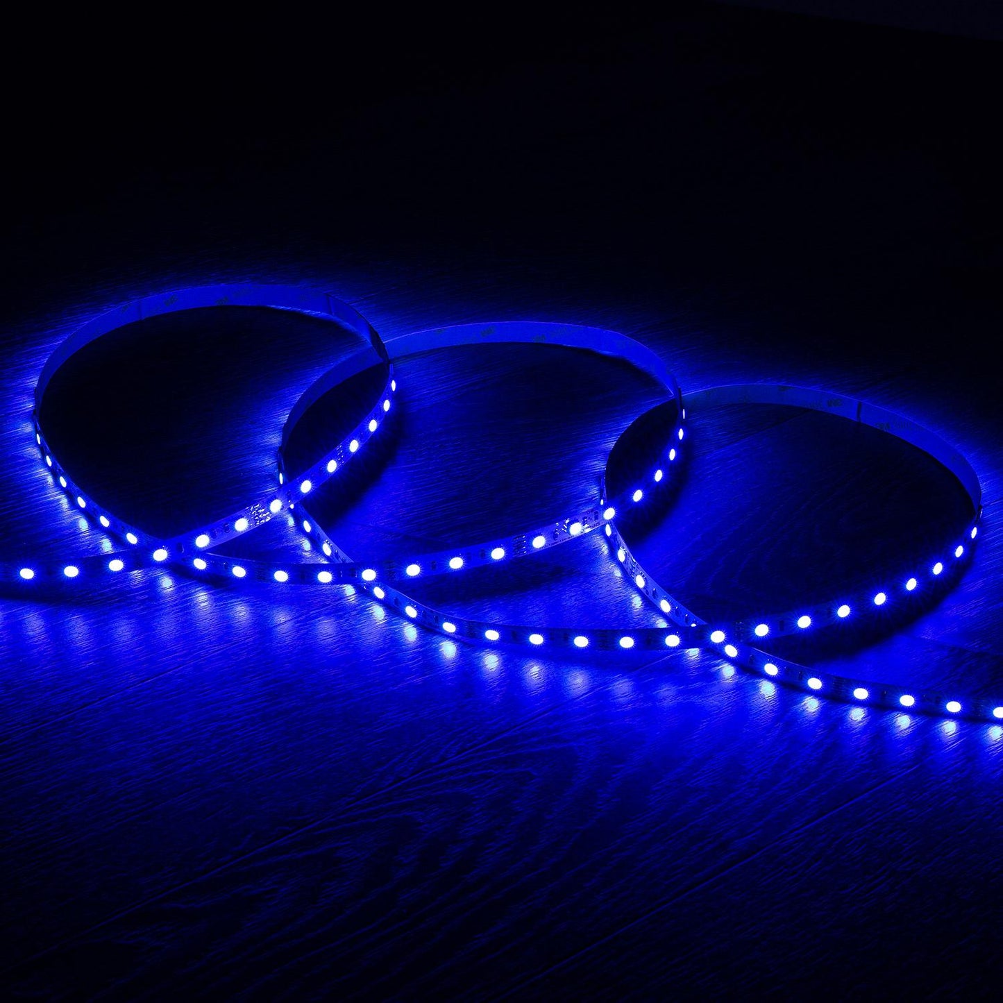 Ruban LED RGB 12V 9W/m 5m IP20 Flexible et Dimmable